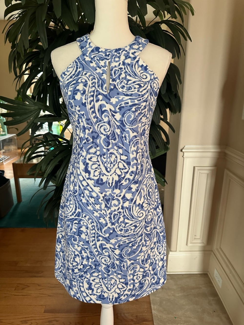 💙💙Vince Camuto Blue & White Paisley Keyhole Neck Halter Mini Dress Size 6💙💙